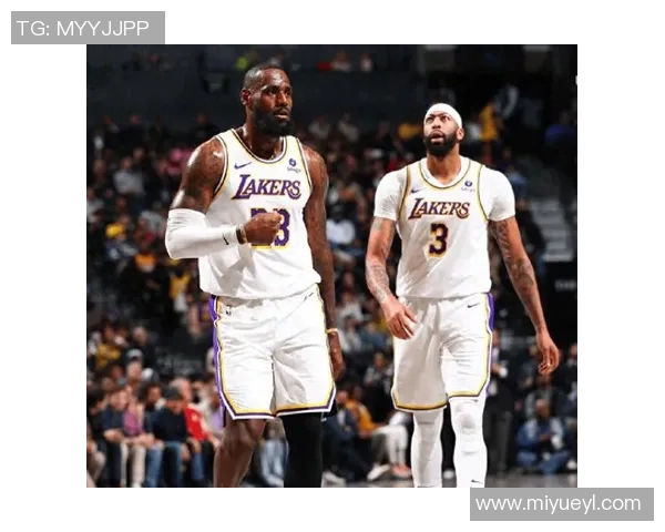 勇士与骑士球员精彩对决比分分析及赛后总结