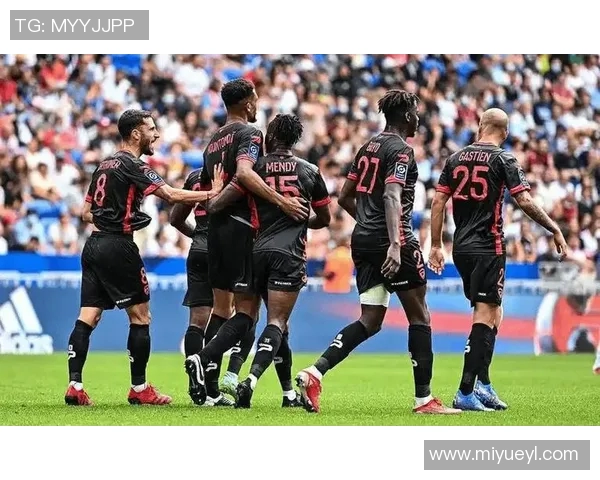 韦斯卡与米兰迪斯激战在即谁能在这场较量中笑到最后