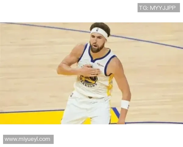 克莱汤普森的篮球传奇之路与勇士队的辉煌成就探讨