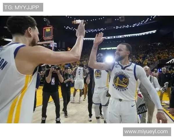 勇士与灰熊激战一触即发期待精彩对决与精彩表现