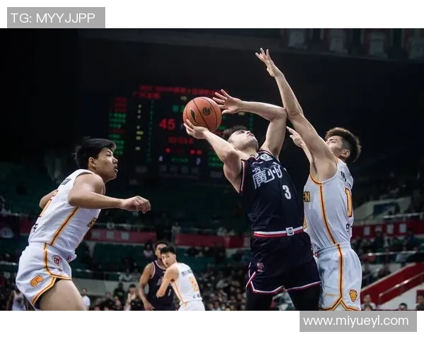 广州排球队区域防守分析：优缺点及其对比赛的影响探讨MBA