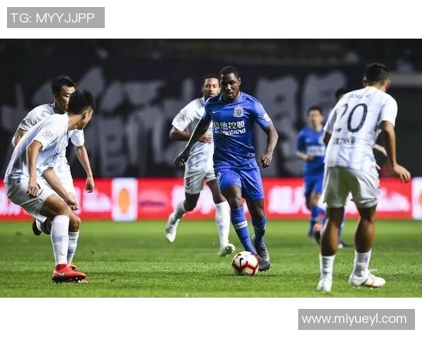 恒大与申花激战正酣天空体育全程直播精彩对决