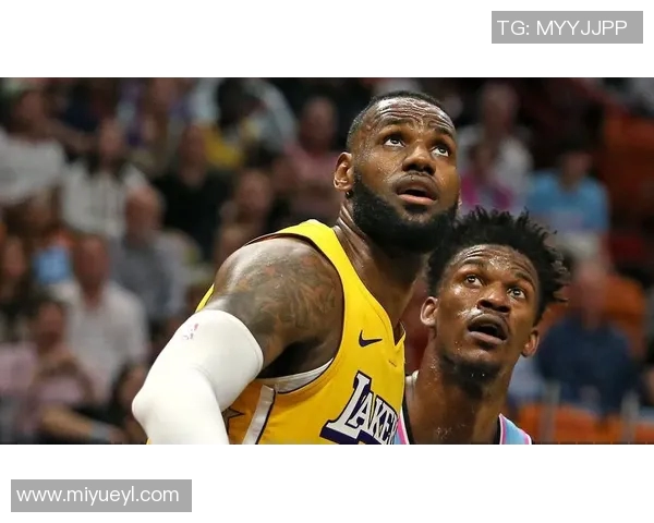 湖人对决热火观赛团激情碰撞篮球盛宴尽在眼前