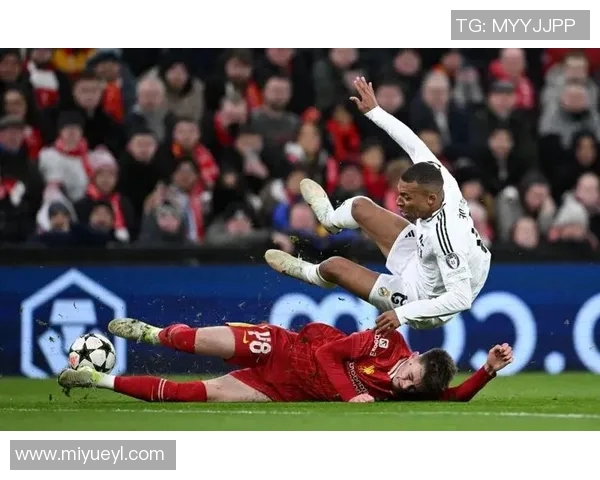 皇马与利物浦激战正酣当前比分揭晓引发球迷热议